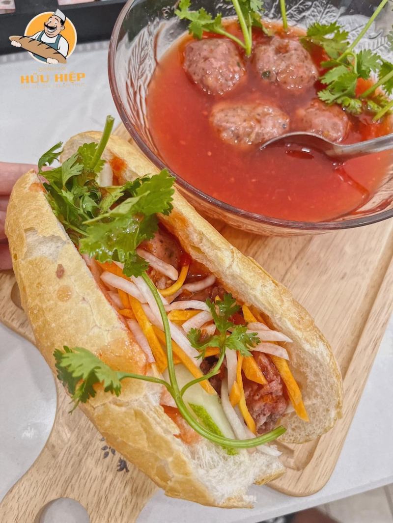 Bánh Mì Hữu Hiệp