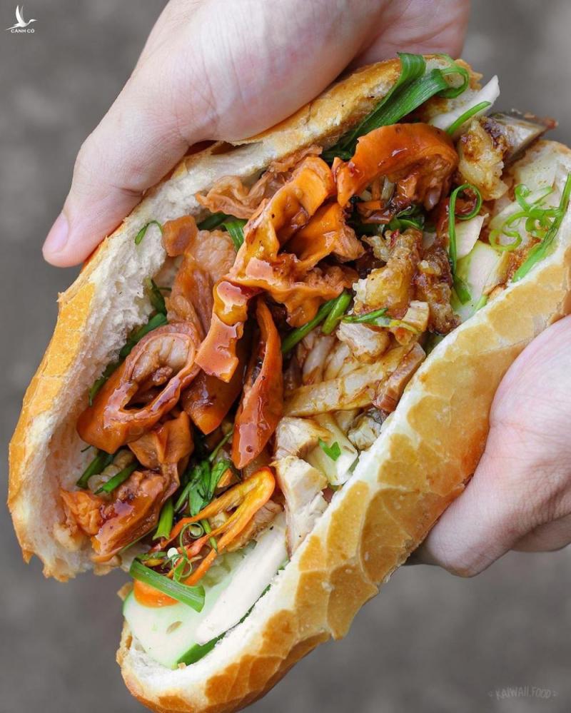 Bánh mì phá lấu