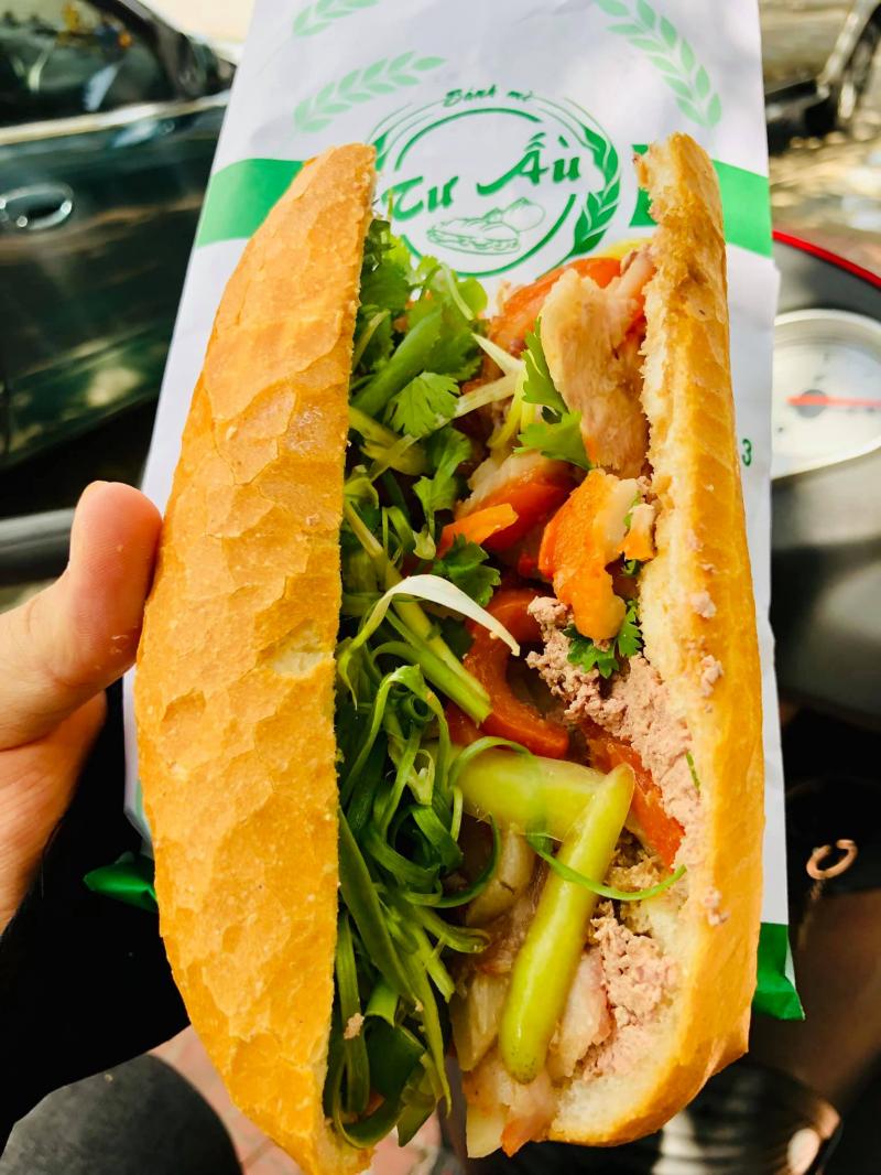 Bánh Mì Tư Ấu