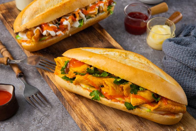 Bánh Mì V+