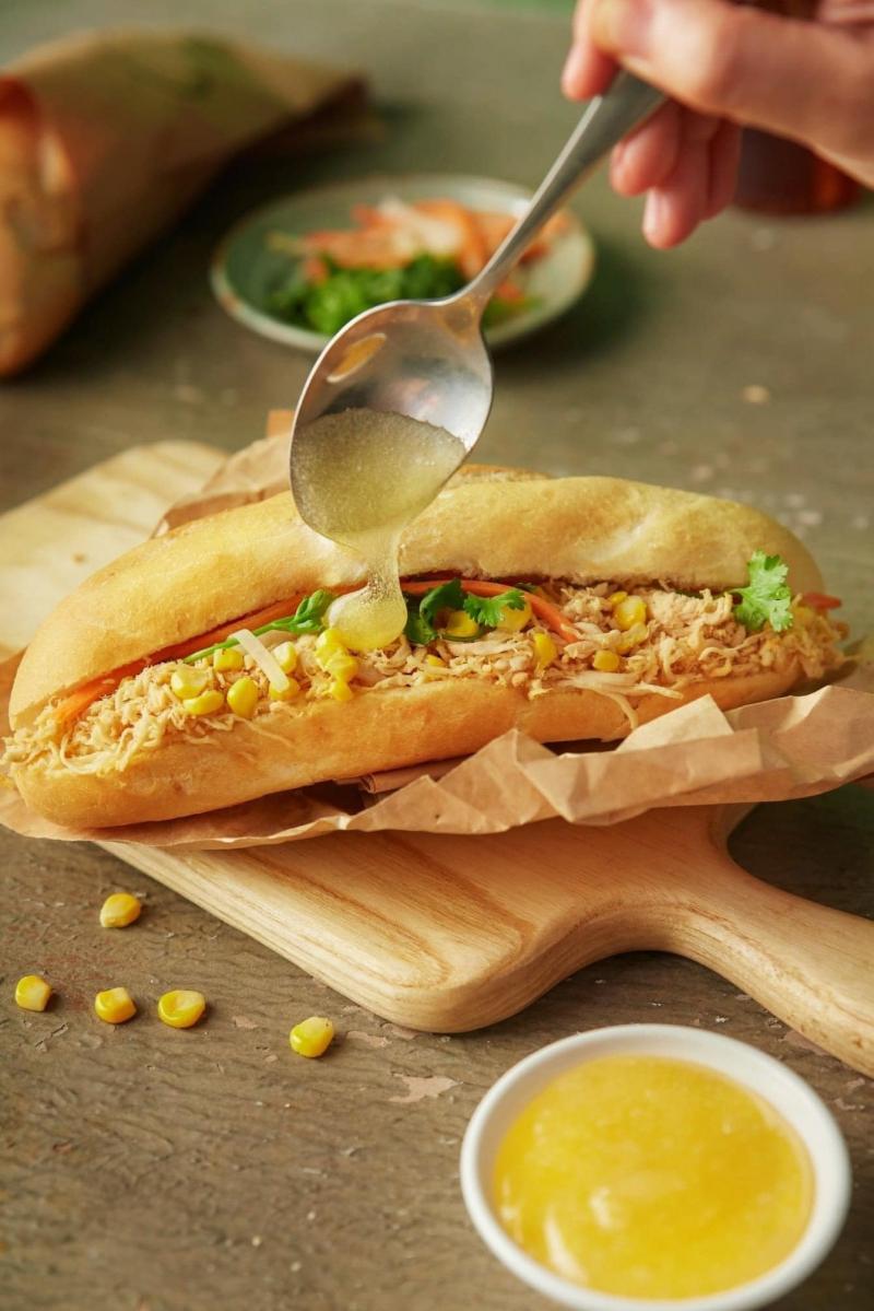 Bánh Mì Vợ Ong Vàng