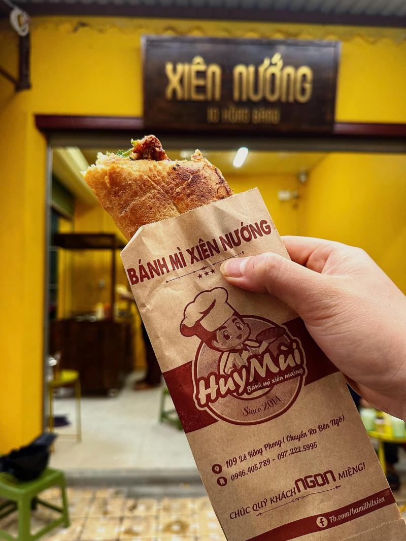 Bánh Mì Xiên Nướng Huy Mùi