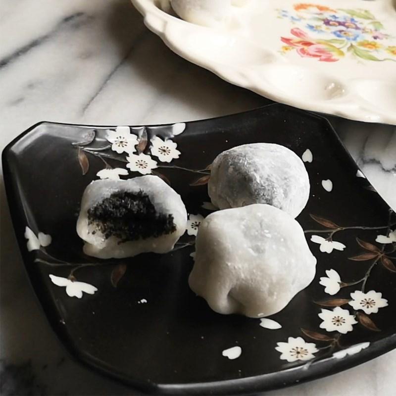 Bánh mochi nhân mè đen