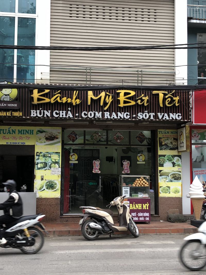 Bánh Mỳ Bít Tết Tuấn Minh