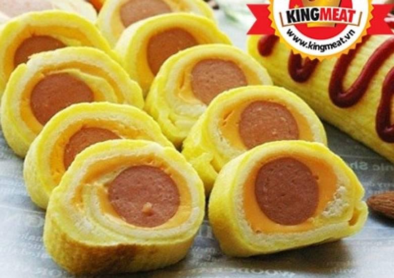 Bánh mì cuộn trứng phô mai xúc xích vô cùng hấp dẫn