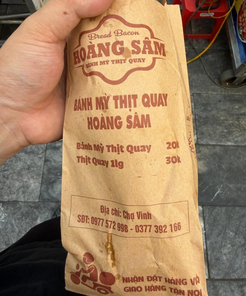 Bánh mỳ thịt quay Hoàng Sâm