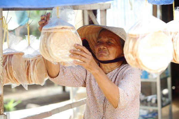 Bánh phồng Sơn Đốc