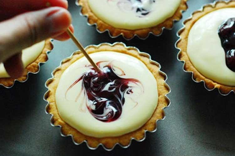 Bánh tart phô mai việt quất