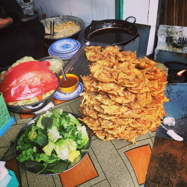 Top 7 quán bánh tôm giòn rụm mà bạn không thể bỏ qua tại Hà Nội