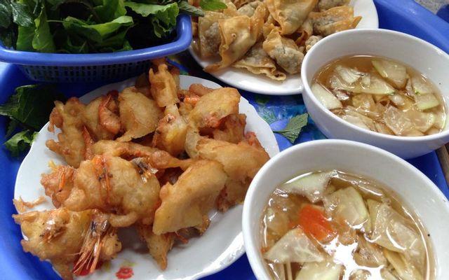 Bánh tôm, há cảo chiên - Hàng Bồ