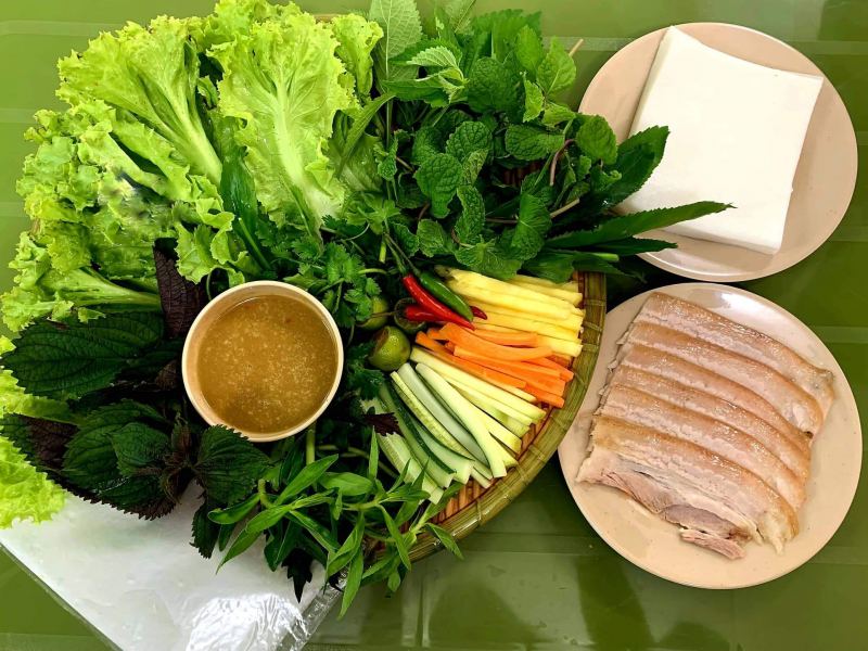 Bánh tráng cuốn thịt heo Viet Kitchen