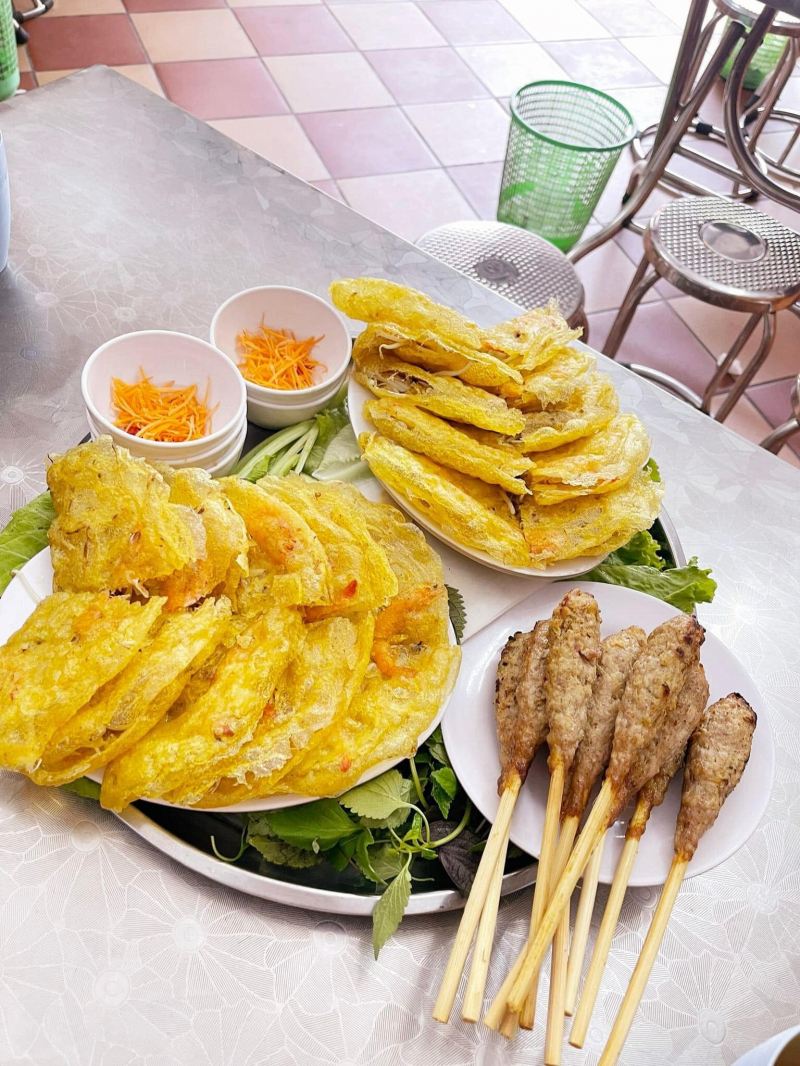 Bánh Xèo, Nem Lụi Sáu Phước