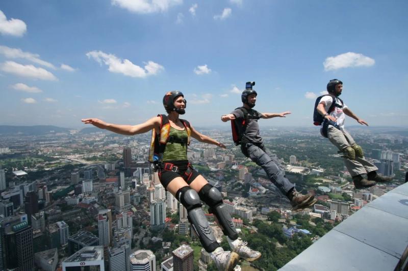 Base Jumping