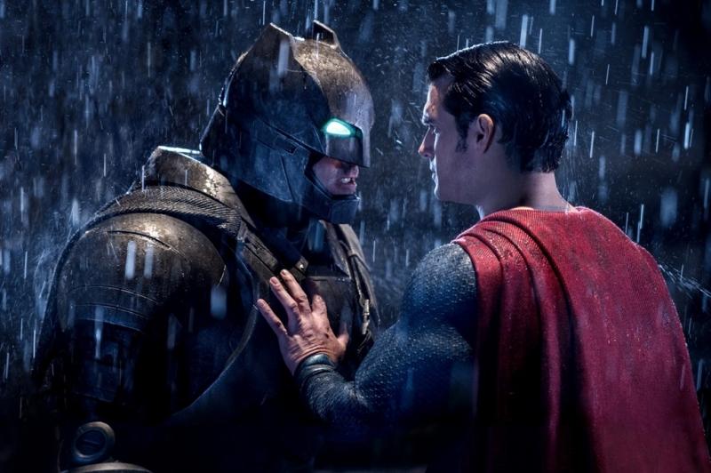 Batman v Superman: Dawn of Justice (Warner Bros) - 872,7 triệu USD