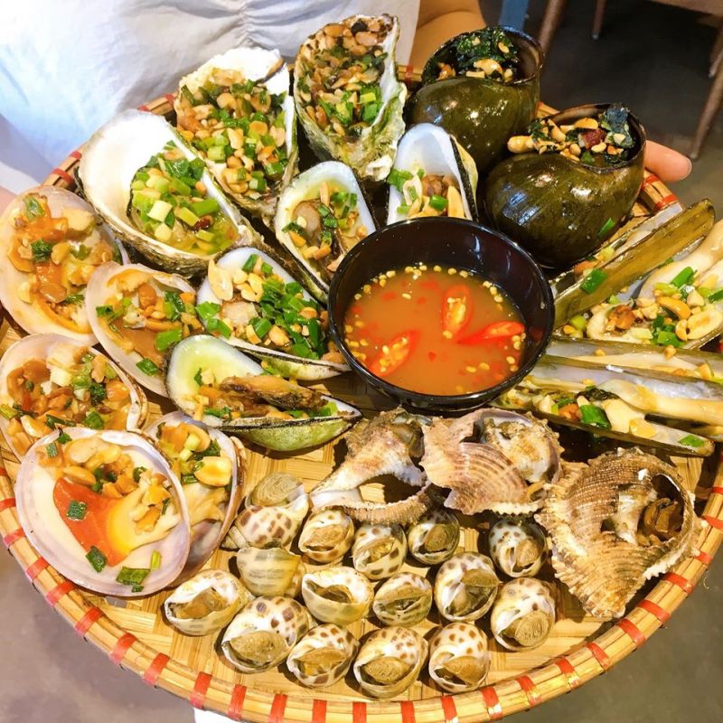 Bay Seafood Buffet - Trung Hòa Nhân Chính