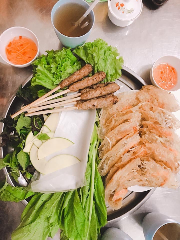 Bé Bi - Bún Bò - Bánh Xèo & Nem Lụi