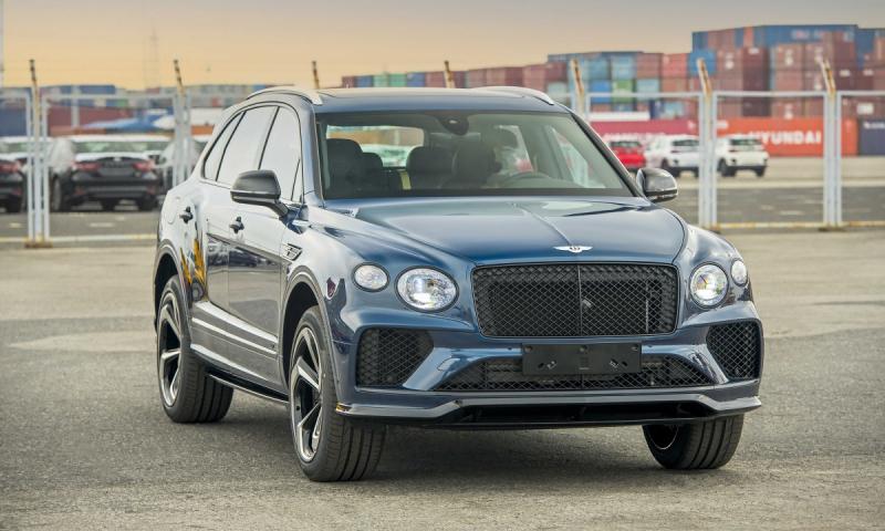 Bentley Bentayga – Giá: 20 tỷ VND