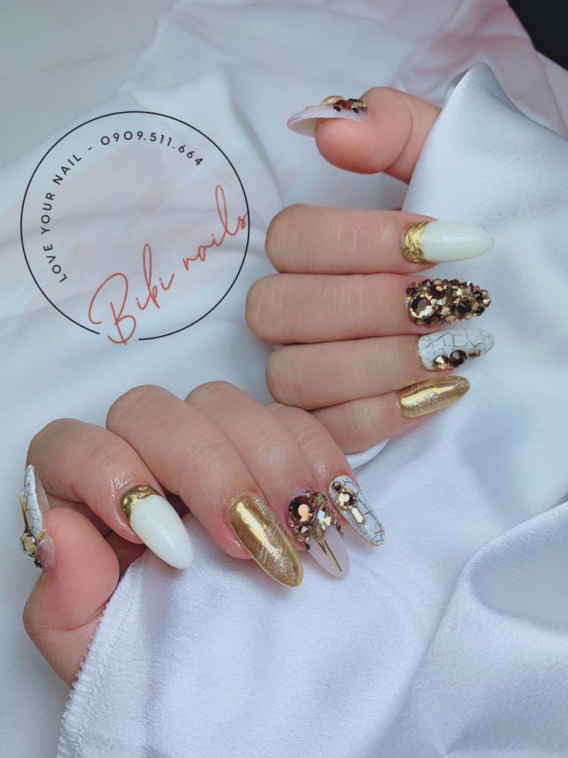 Bibi nails