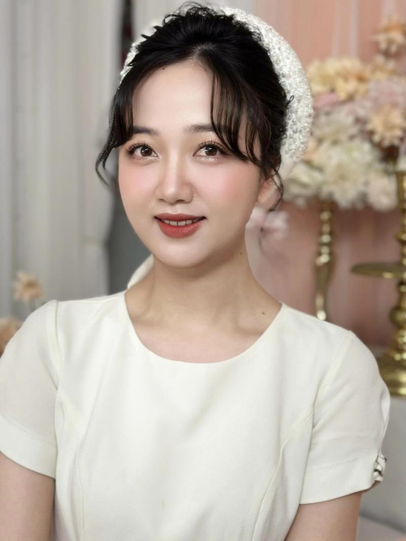 Bích Ngân Bridal - Makeup