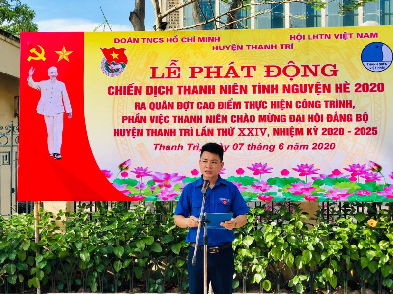 Biết lắng nghe và sẻ chia