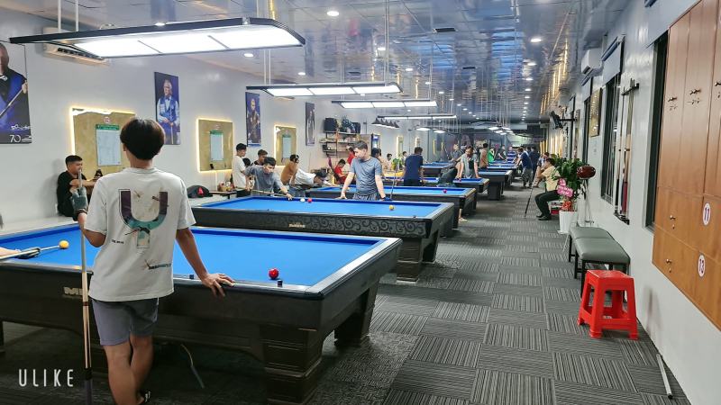 Billiards Tin Club