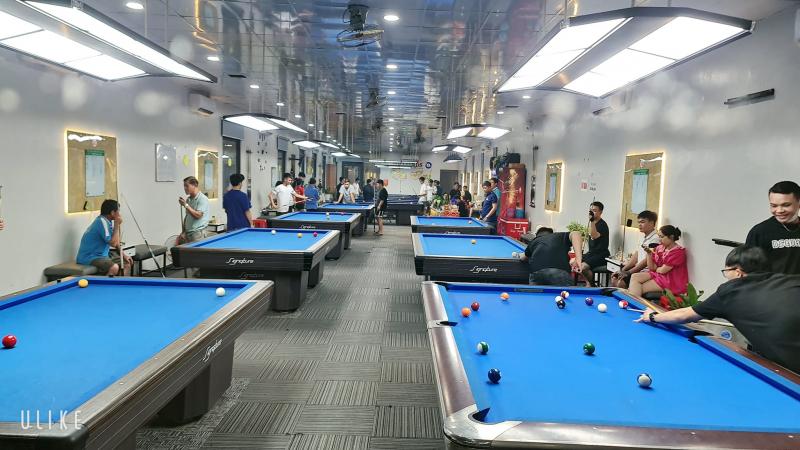 Billiards Tin Club