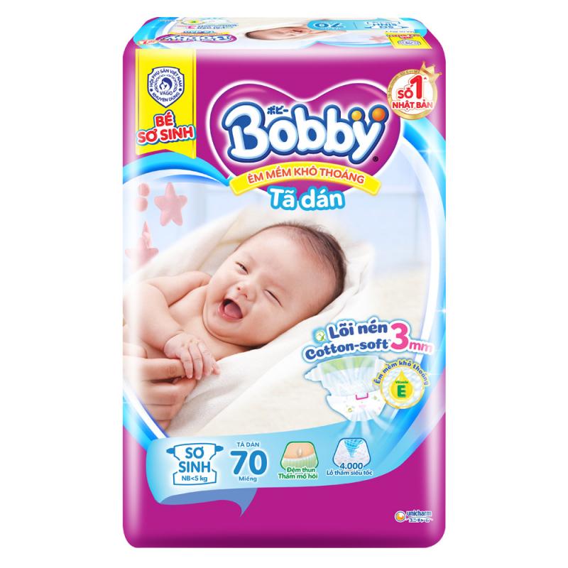 Tã Bobby chứa đến 3000 lỗ siêu thấm để giữ cho da bé khô thoáng.
