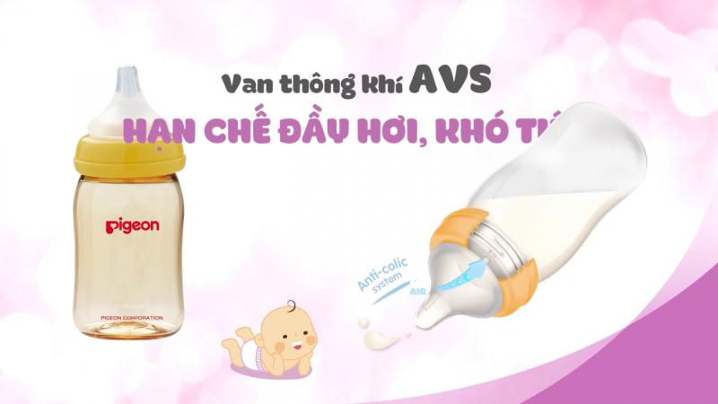 Bình sữa thần thánh Pigeon với núm vú mô phỏng y hệt bầu ti mẹ