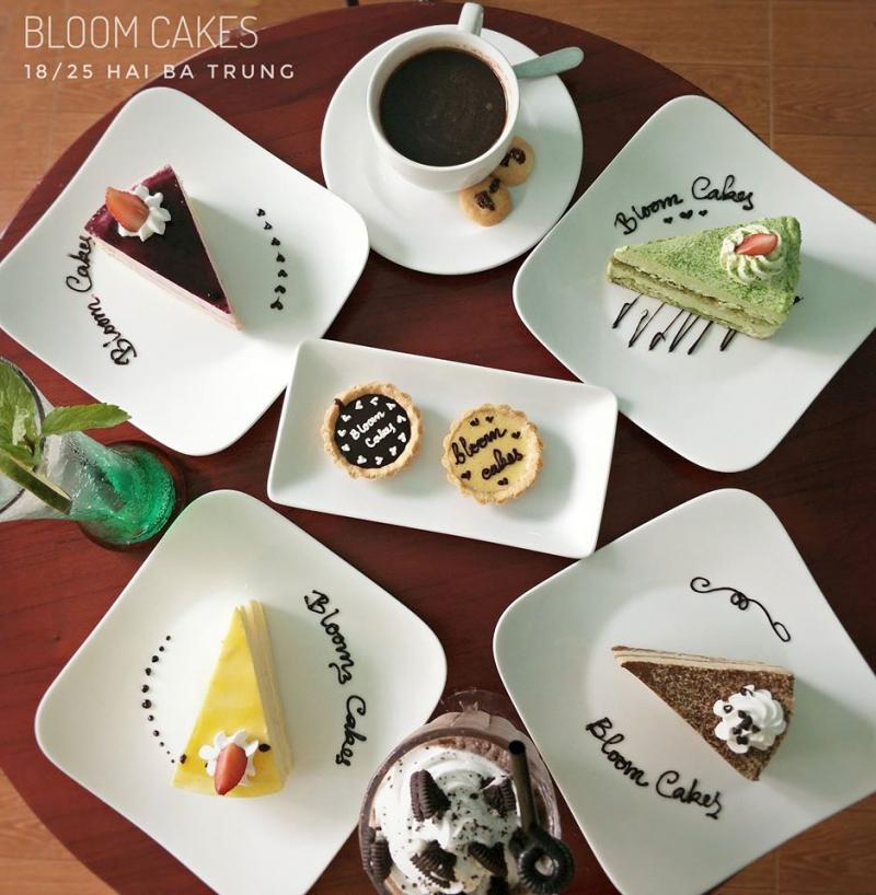 Cà phê và bánh ngọt của  BloomCakes