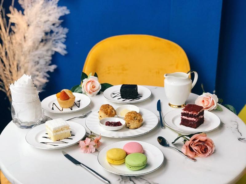 Blooms - Afternoon Tea