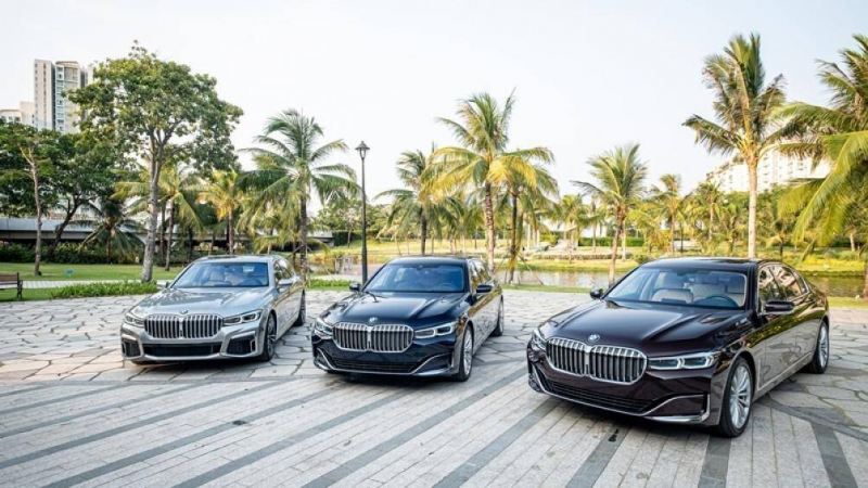 BMW 730Li Pure Execllence - 4,999 tỷ đồng