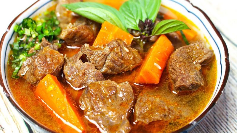 Bò kho với nước dừa