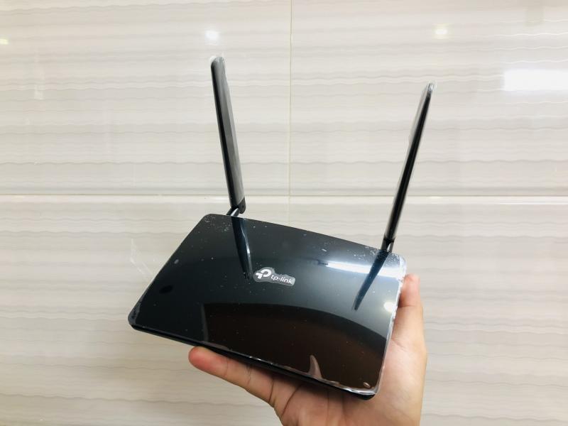 Bộ phát Wifi di động 4G TP-Link Archer MR400 băng tần kép AC1200