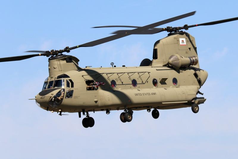 Boeing CH-47F “Chinook”