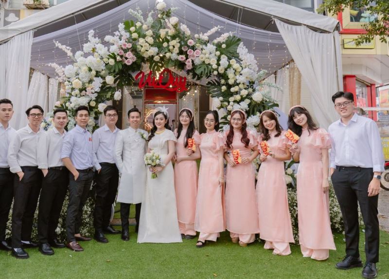 Mẫu áo dài cô câu, phù dâu tại Boong Wedding