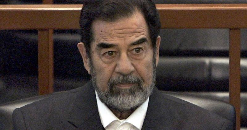 Chân dung Saddam Hussein