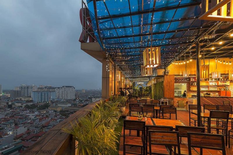 Top 7 Quán cà phê nổi tiếng nhất đường Hoàng Quốc Việt, Hà Nội