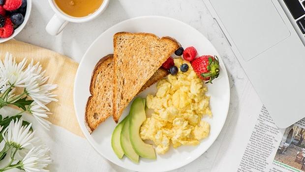 Luôn duy trì bữa sáng để giảm cân