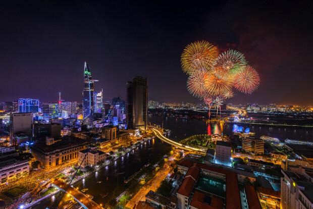 Đón năm mới từ nhà hàng “top view”, trải nghiệm tuyệt vời đầu năm mới