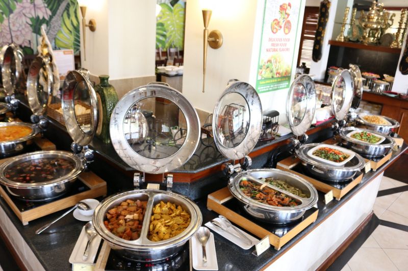 Buffet Chay Nhà Hàng Cỏ Nội