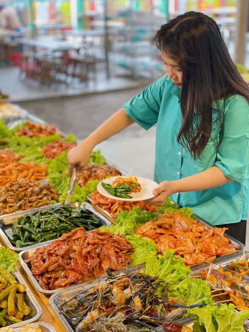 Buffet Nâu Đỏ - Phan Rang