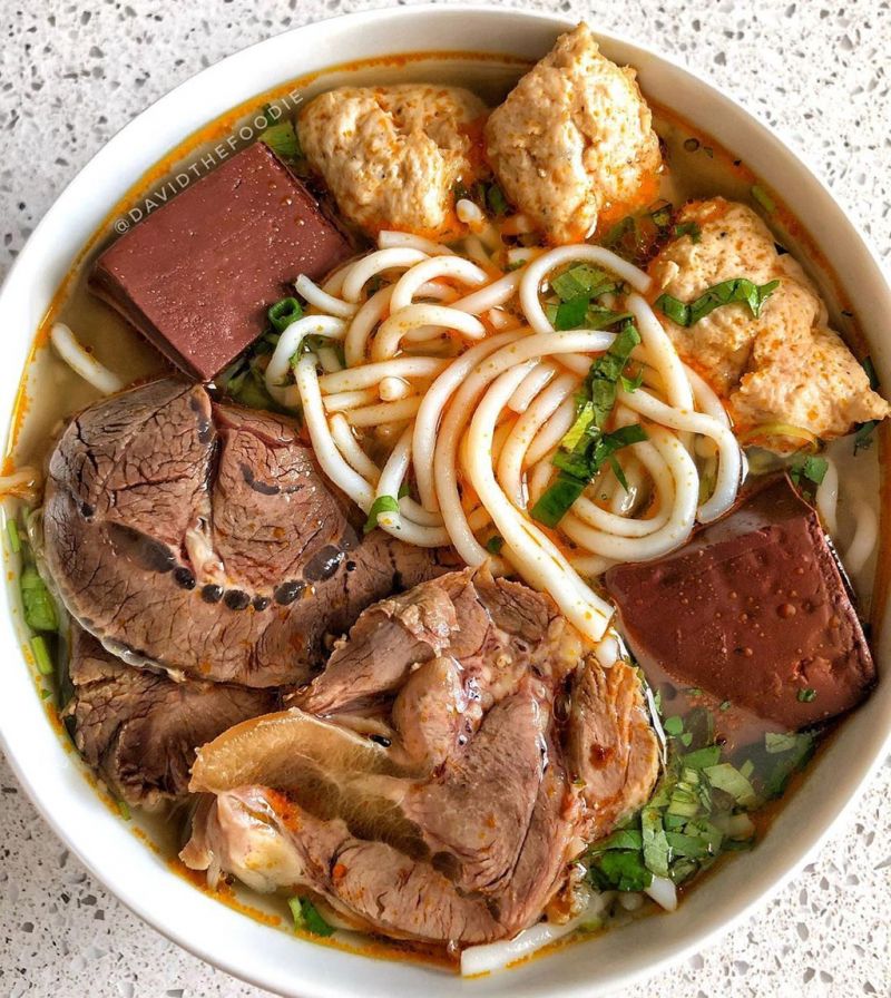 Bún bò Huế