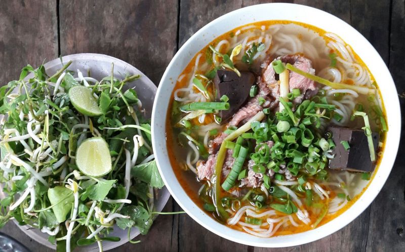 Bún bò Chị Bảy