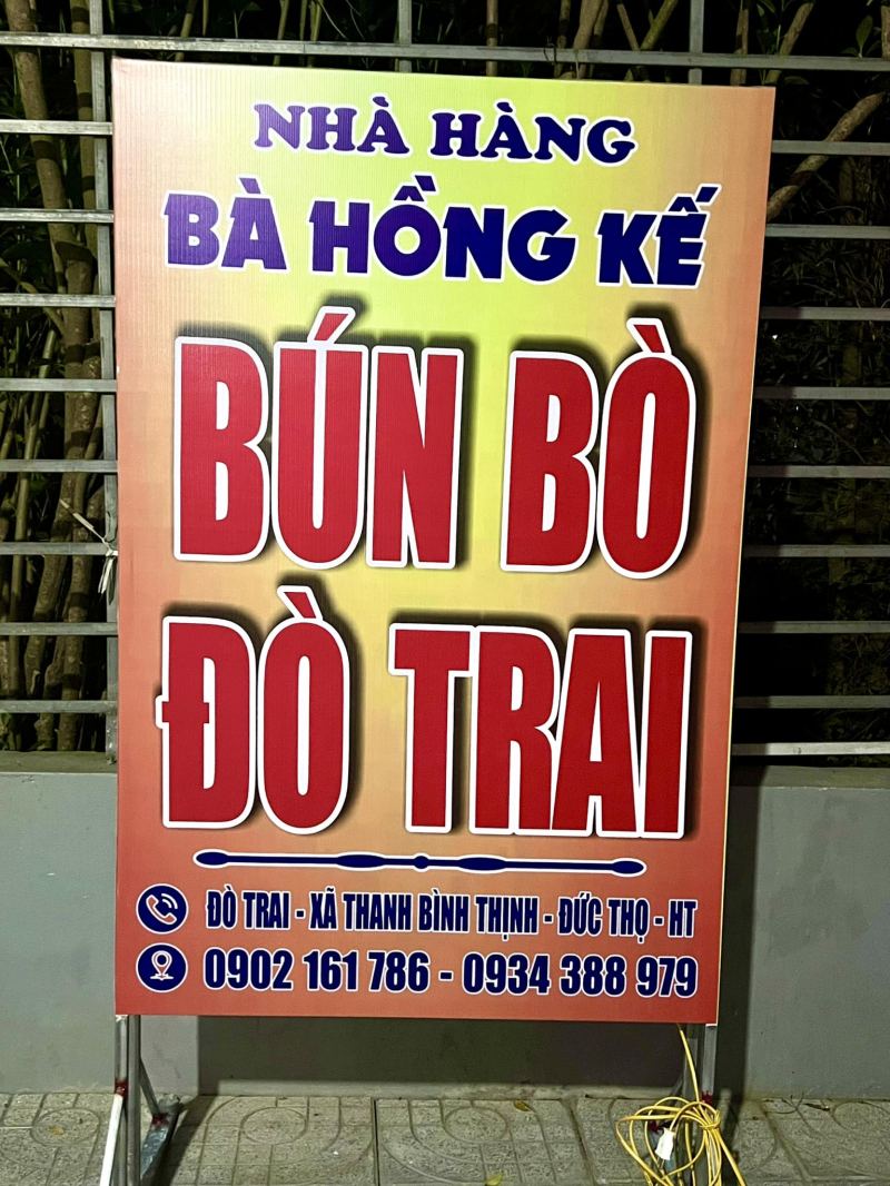 Bún bò đò trai Bà Hồng Kế