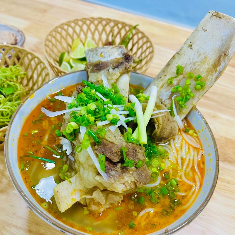 Bún Bò Hà Quán