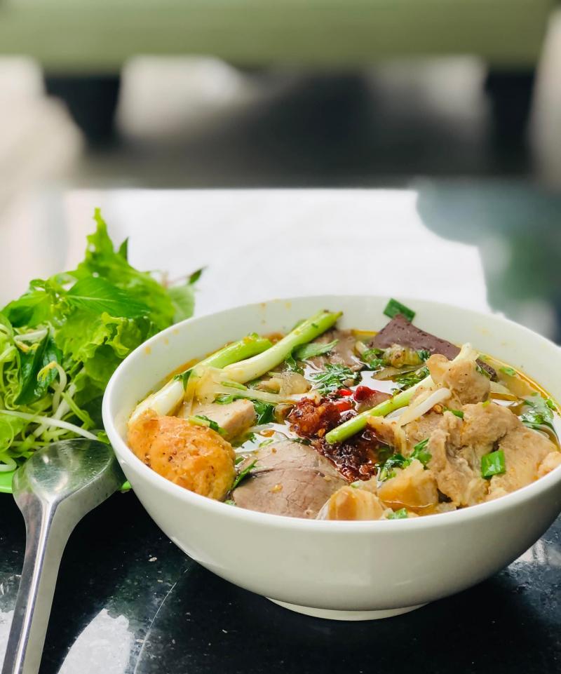 Bún Bò Hẻm Huế