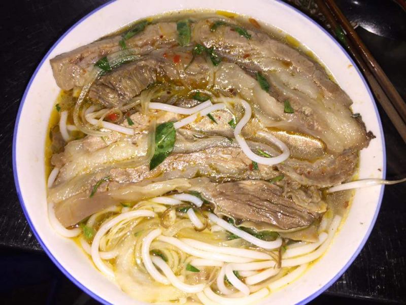 Bún bò Hồ Ếch - Kim Anh