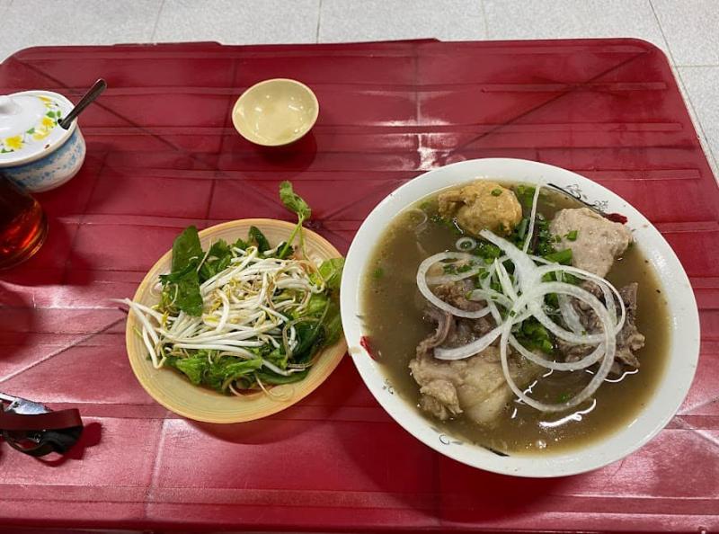 Bún bò Huế 65