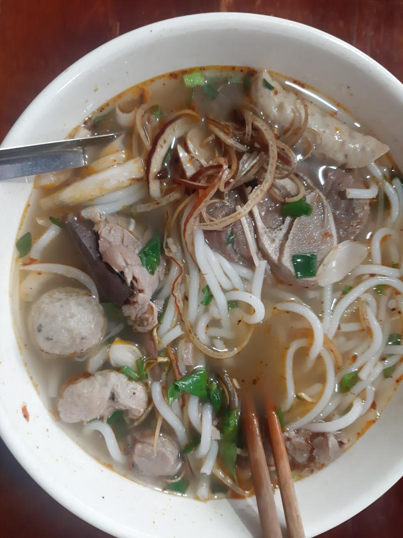 Bún bò huế 26 Cầu Diễn