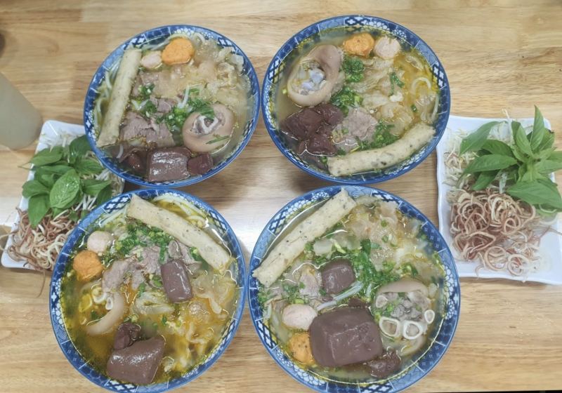 Bún Bò Huế 75 O Hường